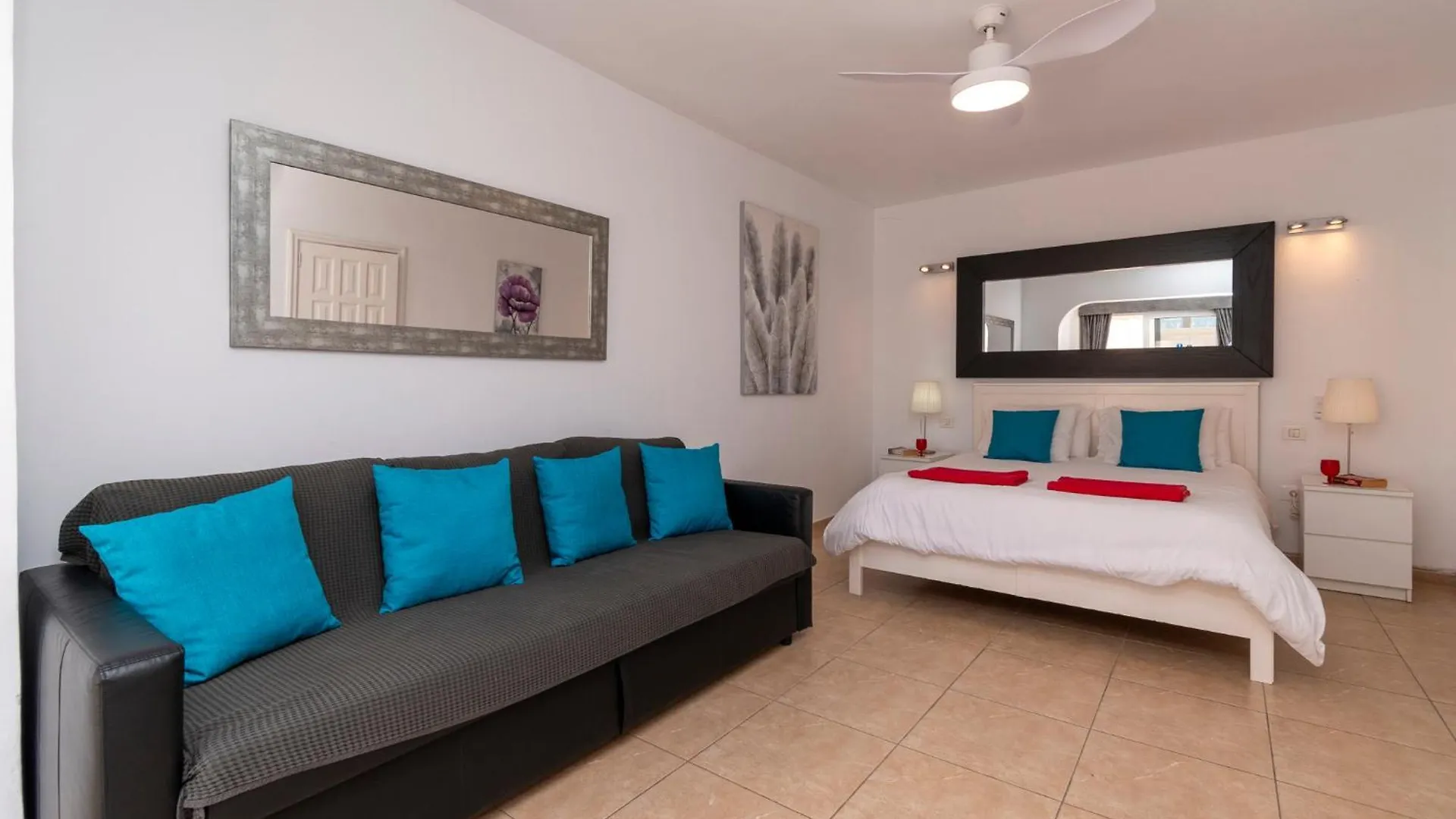 Beautiful 4 Bedroom Villa Private Heated Pool Callao Salvaje