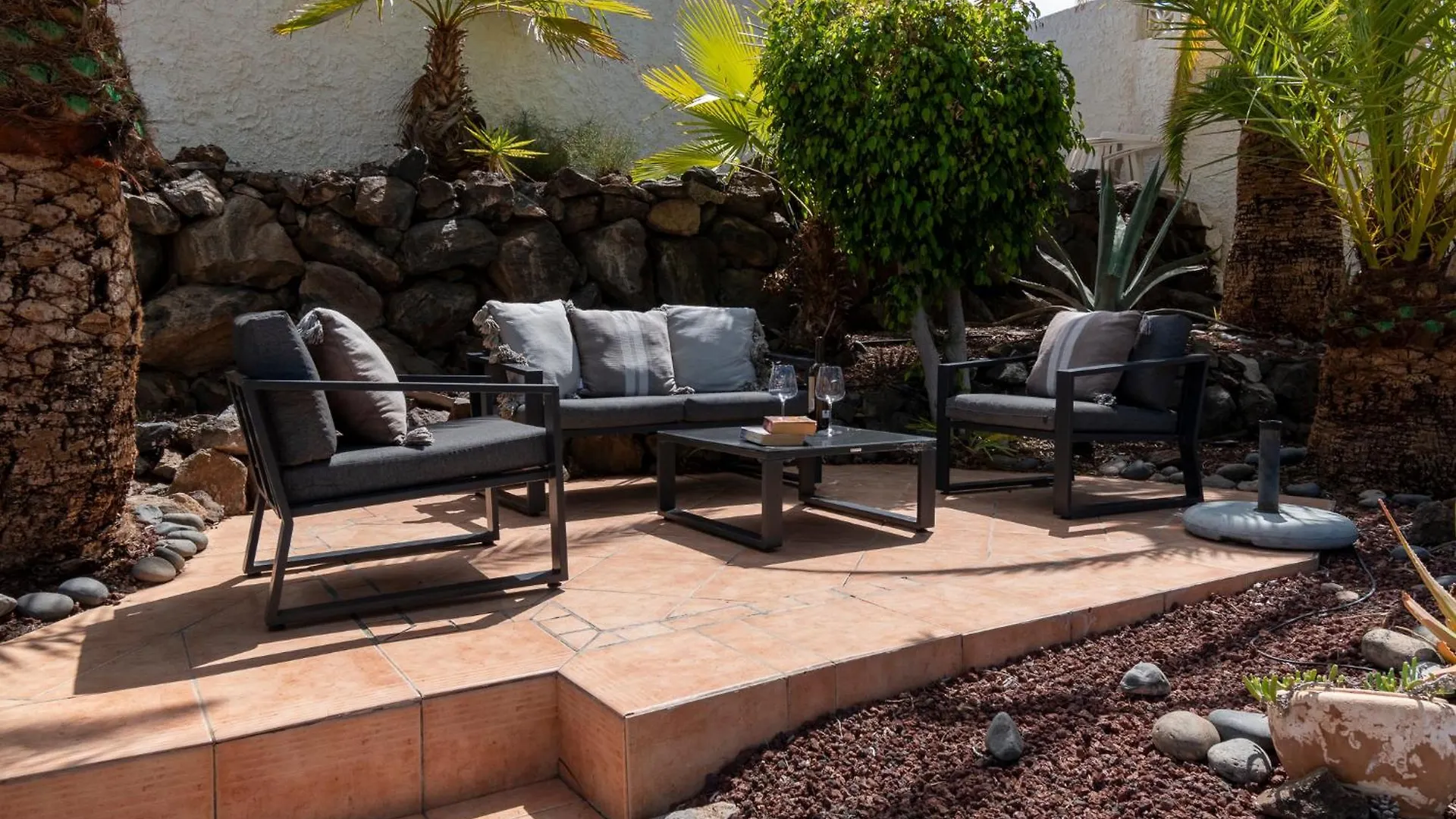 Beautiful 4 Bedroom Villa Private Heated Pool Callao Salvaje